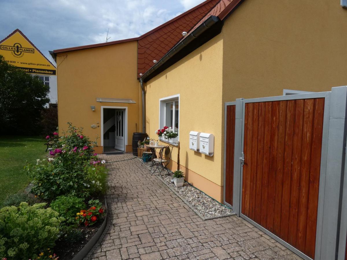 Ferienwohnung Am Schloss 鲁特斯塔德·斯塔文哈 外观 照片