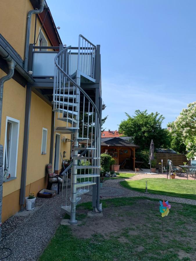 Ferienwohnung Am Schloss 鲁特斯塔德·斯塔文哈 外观 照片